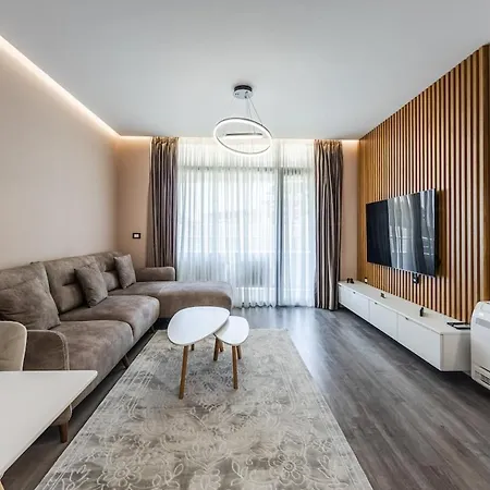 Apartment Hill Side 3 By Ps